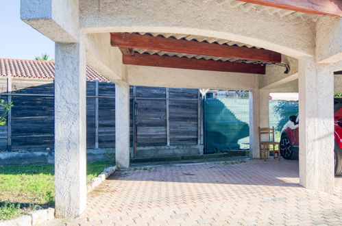 Foto 30 - Haus mit 1 Schlafzimmer in Roquebrune-sur-Argens mit schwimmbad und garten