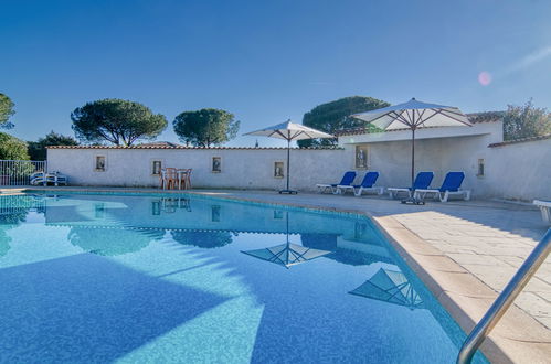 Photo 21 - Maison de 1 chambre à Roquebrune-sur-Argens avec piscine et vues à la mer