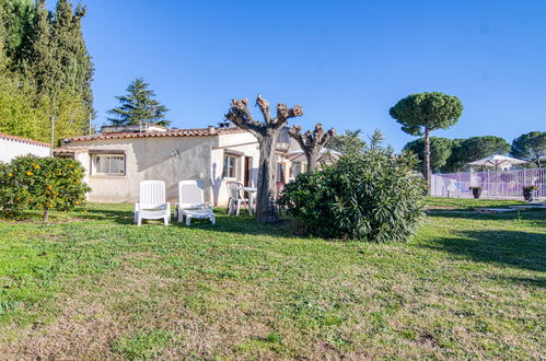 Foto 25 - Haus mit 1 Schlafzimmer in Roquebrune-sur-Argens mit schwimmbad und blick aufs meer