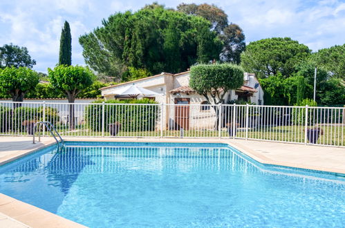 Photo 24 - Maison de 1 chambre à Roquebrune-sur-Argens avec piscine et jardin