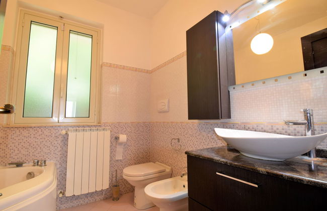 Casa de 4 quartos em Gioiosa Marea com jardim e terraço - Foto 19