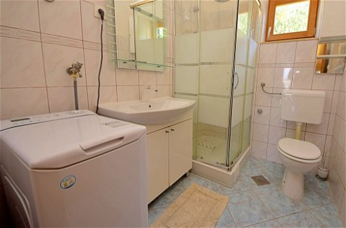 Foto 14 - Appartamento con 2 camere da letto a Rogoznica con terrazza