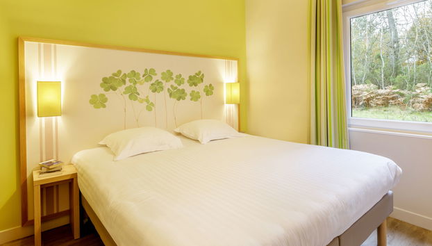 Casa de 2 habitaciones en Les Trois-Moutiers con piscina y terraza - Foto 2