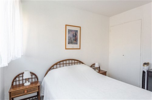 Foto 4 - Apartamento de 1 habitación en Le Lavandou con vistas al mar
