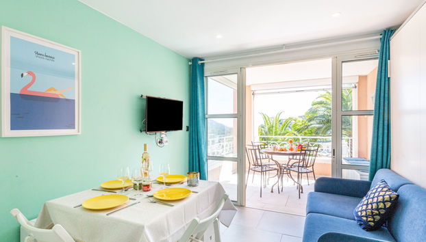 Apartment mit 1 Schlafzimmer in Saint-Raphaël mit schwimmbad und garten - Foto 2