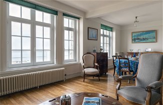 Foto 1 - Appartamento con 3 camere da letto a Saint-Malo con vista mare