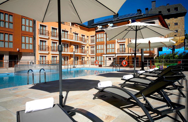 Apartahotel & Spa Jacetania - Foto 1