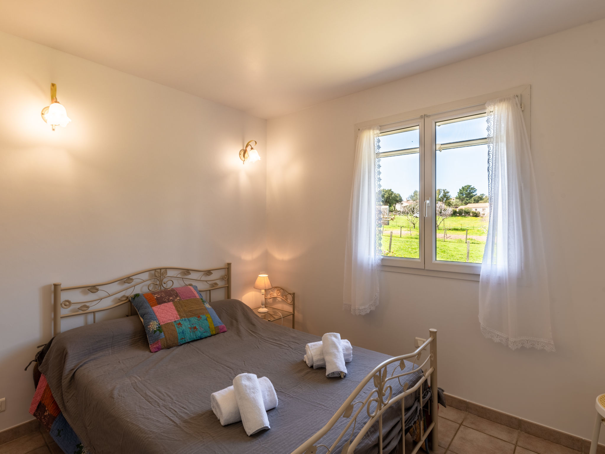 Foto 4 - Casa con 2 camere da letto a Porto-Vecchio con giardino e vista mare