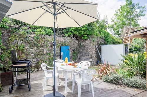 Photo 2 - Maison de 2 chambres à Hanvec avec jardin et terrasse