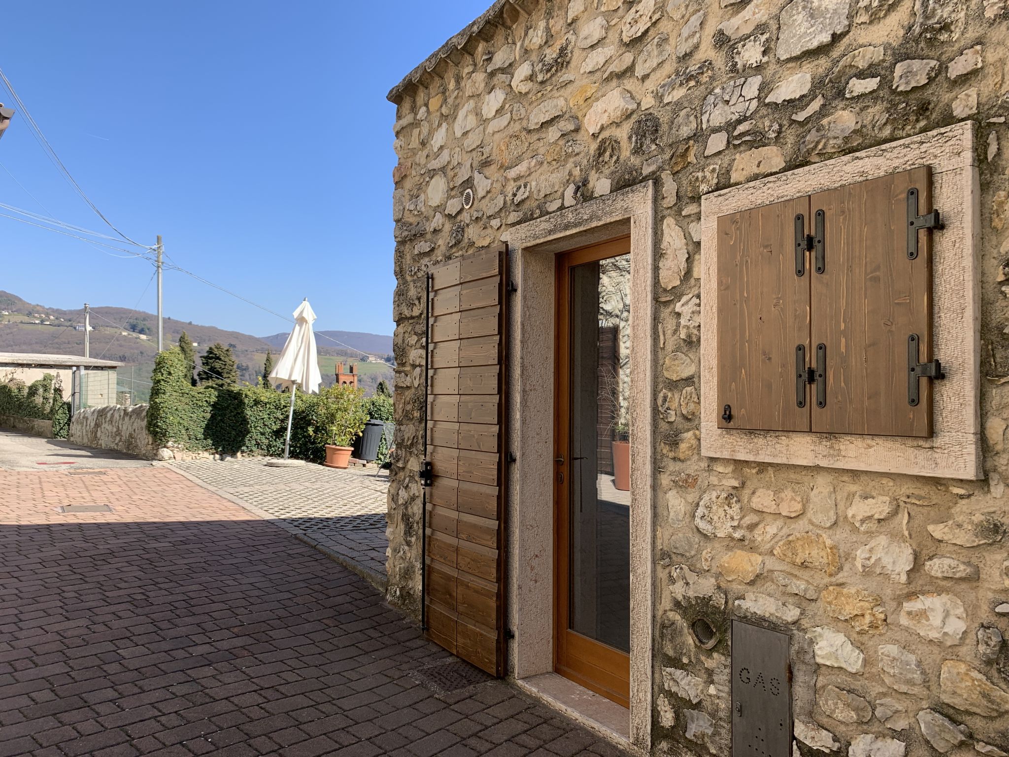 Photo 22 - Maison de 1 chambre à Caprino Veronese avec terrasse et vues sur la montagne