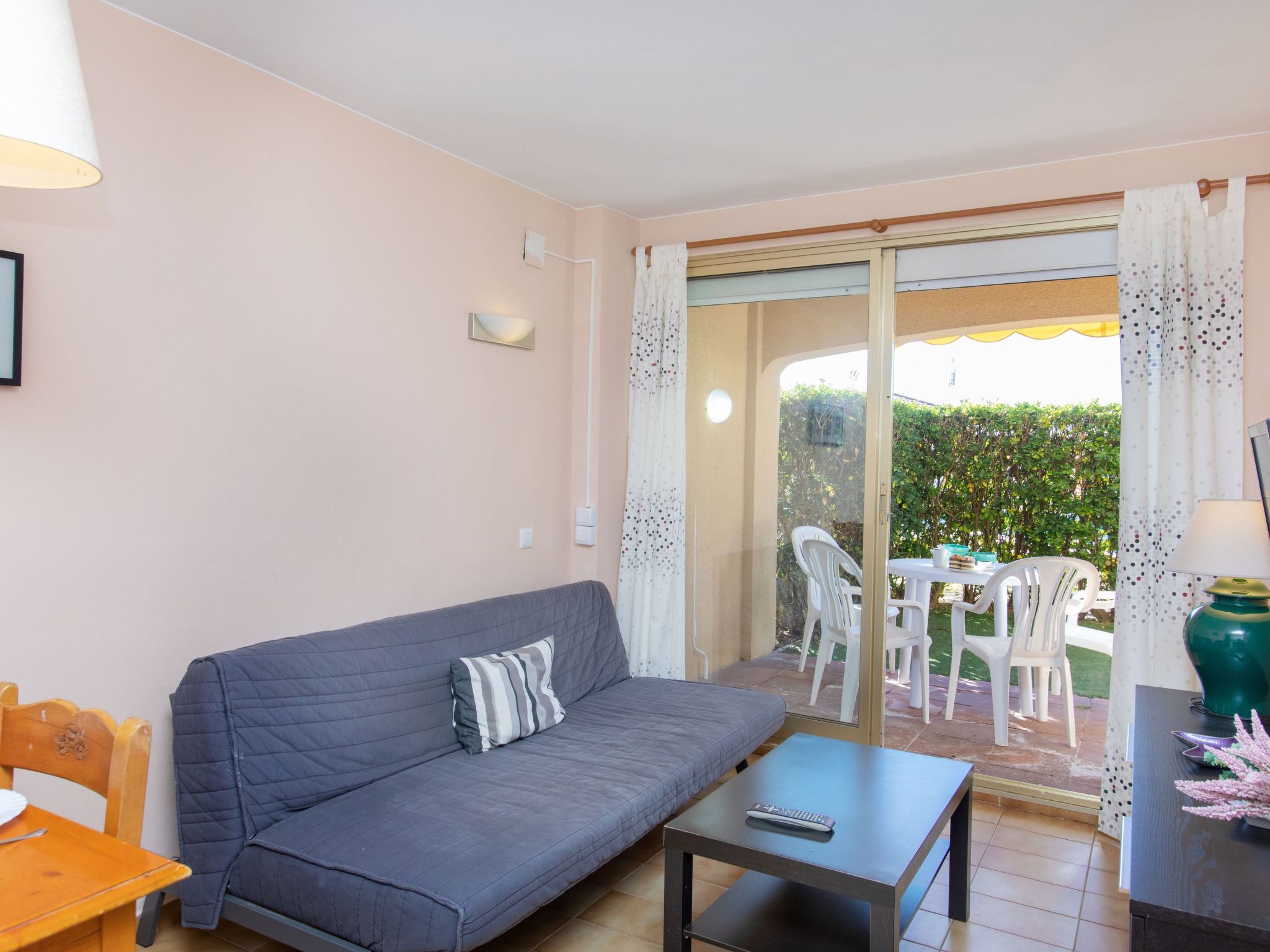 Photo 7 - 1 bedroom Apartment in Torroella de Montgrí with swimming pool and garden