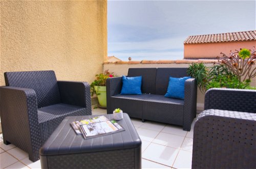 Photo 20 - 2 bedroom Apartment in Saint-Raphaël with swimming pool and sea view