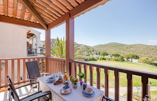 Foto 1 - Appartamento con 1 camera da letto a Saint-Raphaël con piscina e vista mare