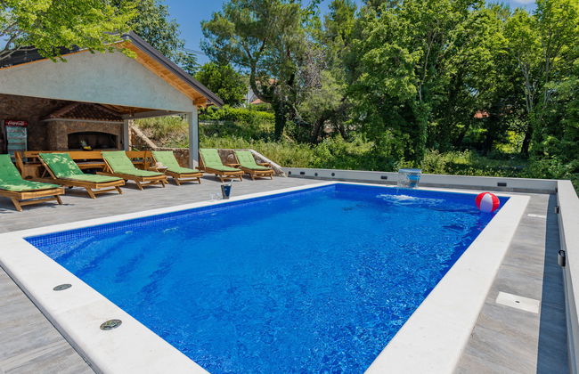 Apartamento de 2 quartos em Jasenice com piscina e jardim - Foto 28