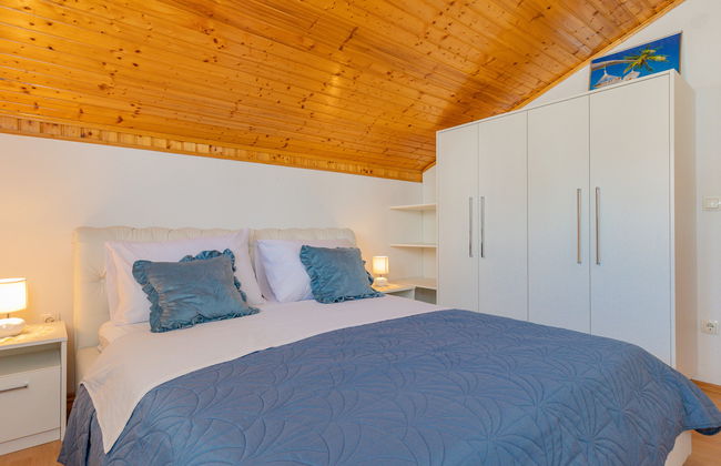 Apartamento de 2 quartos em Jasenice com piscina e jardim - Foto 8
