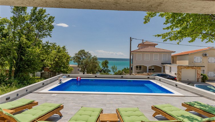 Foto 1 - Apartamento de 1 habitación en Jasenice con piscina y vistas al mar