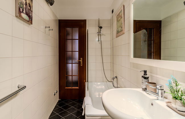 Apartamento de 2 quartos em Lecco com jardim e terraço - Foto 18