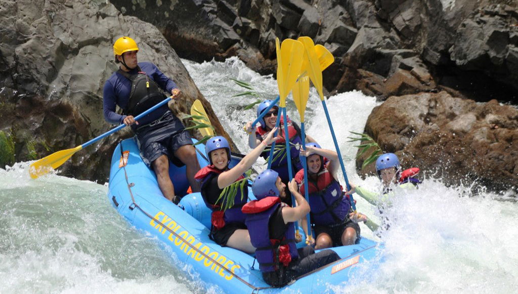 W.W. Rafting clase IV Pacuare - Foto 1