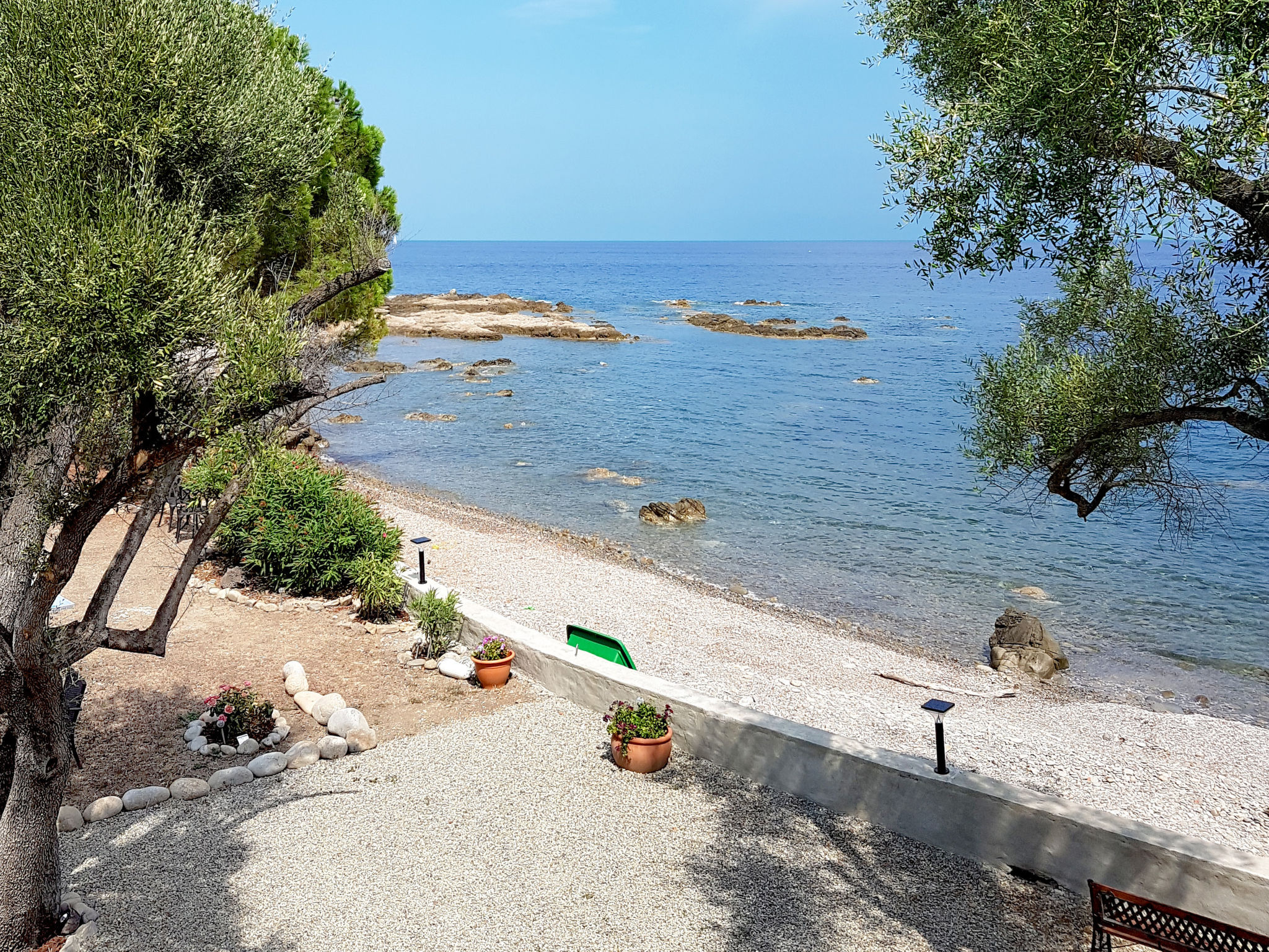 Foto 12 - Casa de 1 quarto em Sari-Solenzara com jardim e vistas do mar