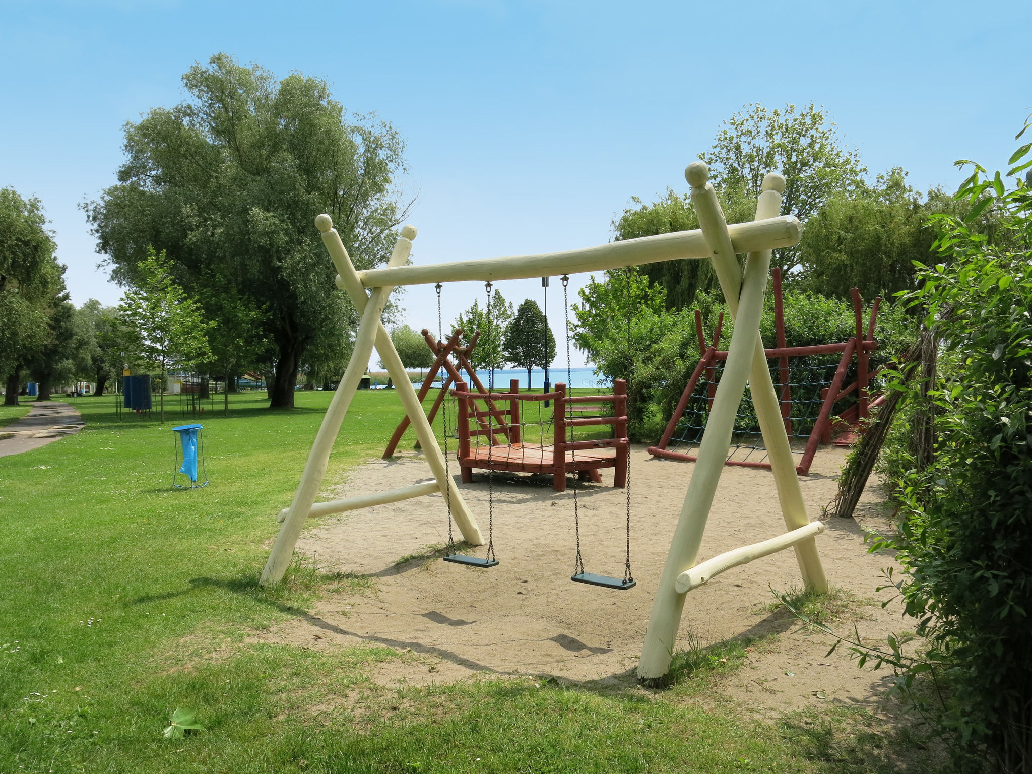 Photo 23 - Maison de 2 chambres à Balatonfüred avec piscine et jardin