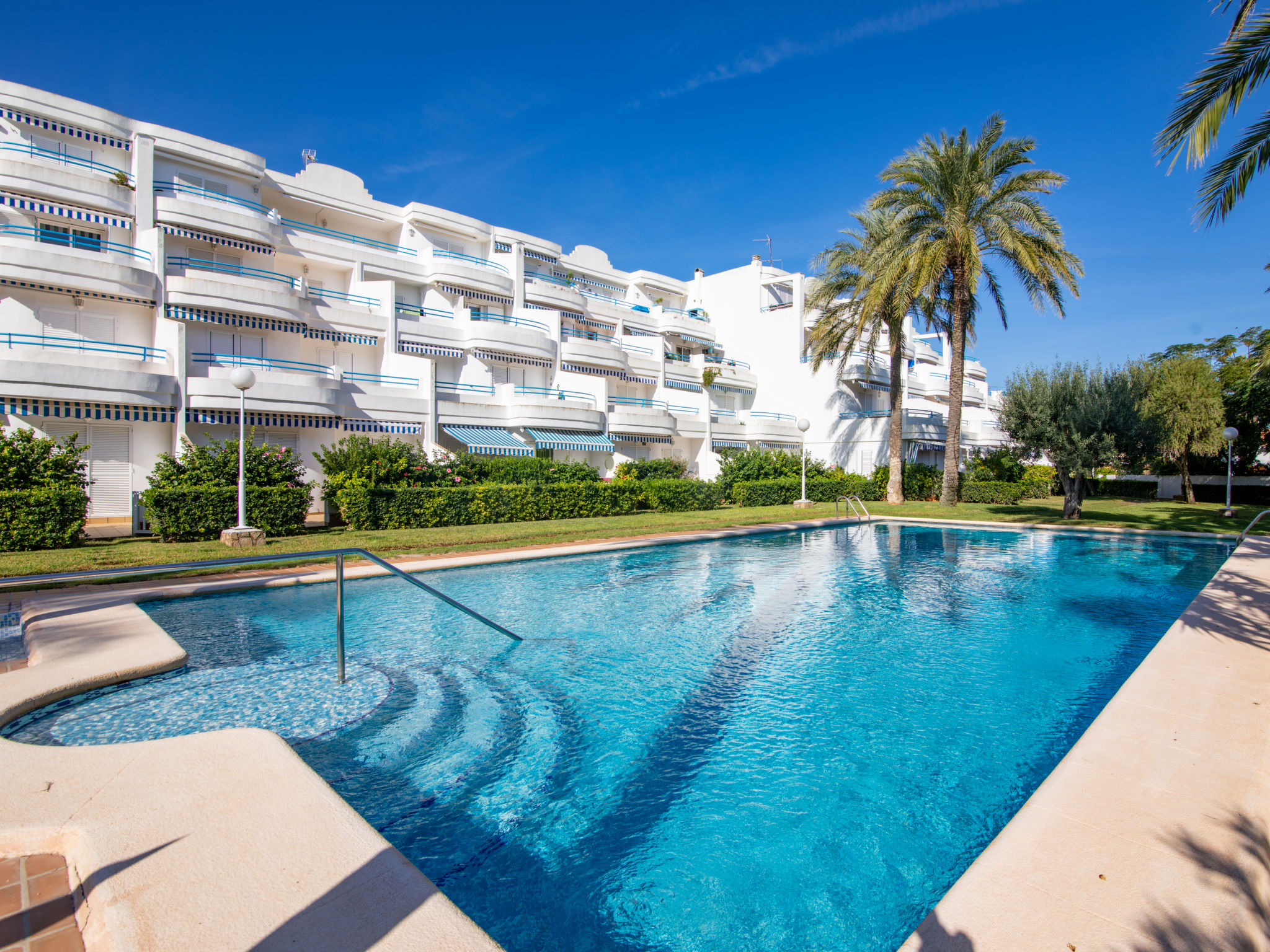 Photo 1 - Appartement de 2 chambres à Dénia avec piscine et jardin