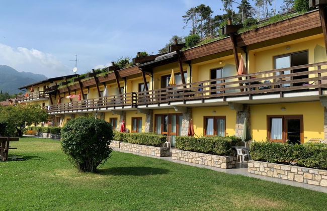 3 bedroom Apartment in Tremosine sul Garda with swimming pool and garden - Photo 45