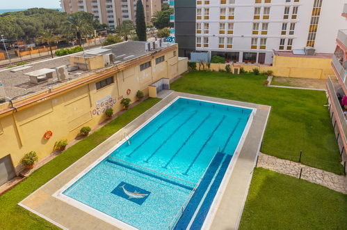 Foto 1 - Apartamento de 2 quartos em Malgrat de Mar com piscina e jardim