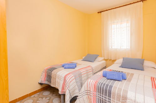 Foto 12 - Apartment mit 2 Schlafzimmern in Malgrat de Mar mit schwimmbad und blick aufs meer