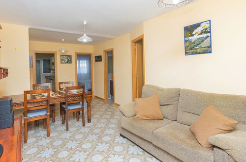 Photo 6 - 2 bedroom Apartment in Malgrat de Mar with swimming pool and sea view