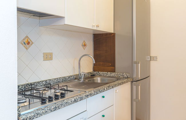 Casa de 2 quartos em Muravera com jardim e terraço - Foto 7
