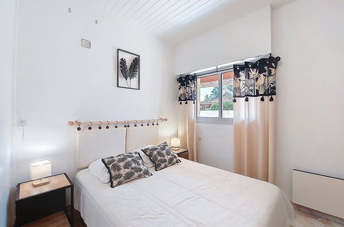 Foto 4 - Casa de 2 quartos em Saint-Palais-sur-Mer com jardim e terraço