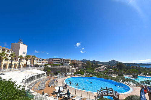 Foto 59 - Apartamento de 2 quartos em Saint-Raphaël com piscina e vistas do mar