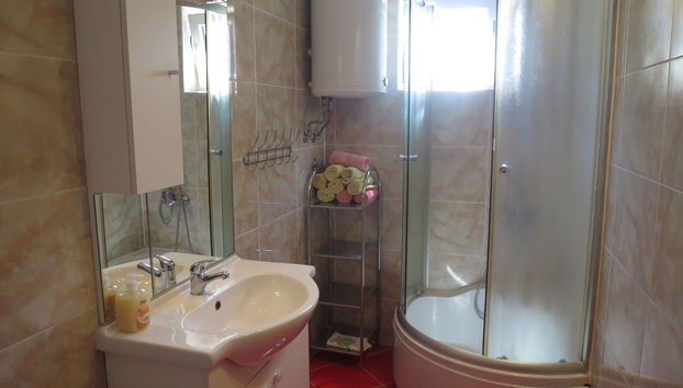 Apartment mit 2 Schlafzimmern in Jasenice - Foto 4