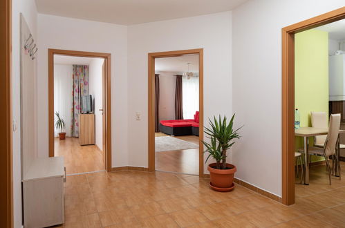 Photo 4 - Brasov Holiday Apartments - PERLA