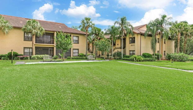 Alhambra Villas - Photo 4