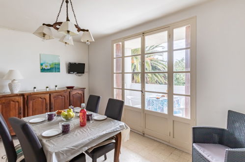 Foto 8 - Apartamento de 2 quartos em Saint-Cyr-sur-Mer com terraço e vistas do mar