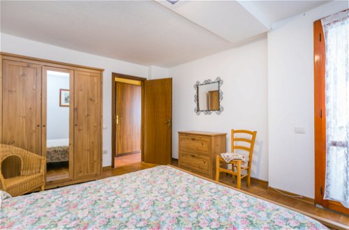 Foto 17 - Apartment mit 1 Schlafzimmer in Lamporecchio mit schwimmbad und terrasse