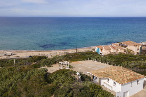 Photo 2 - Maison de 3 chambres à Badesi avec jardin et vues à la mer