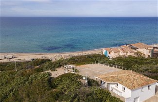 Foto 1 - Casa de 3 quartos em Badesi com jardim e vistas do mar