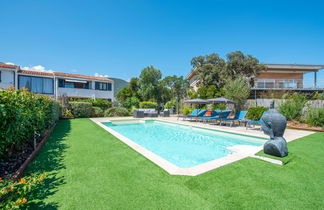 Foto 3 - Casa de 2 habitaciones en Cavalaire-sur-Mer con piscina privada y jardín