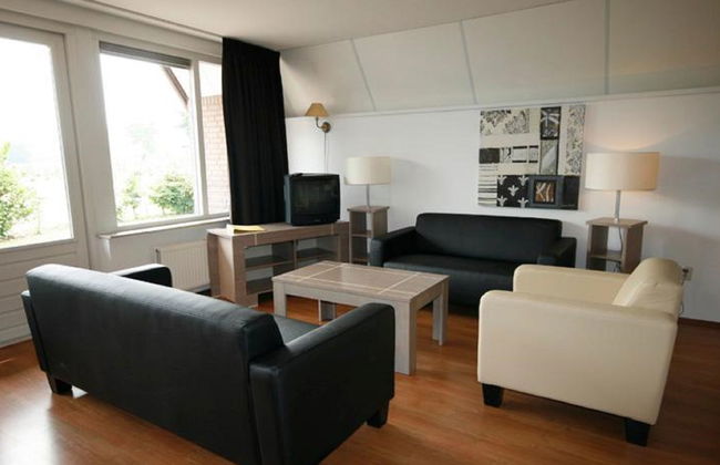 Casa de 4 quartos em Susteren com piscina e terraço - Foto 15