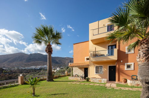 Photo 24 - Dia Apts