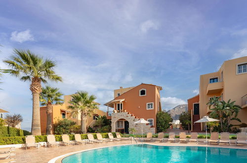 Photo 28 - Dia Apts