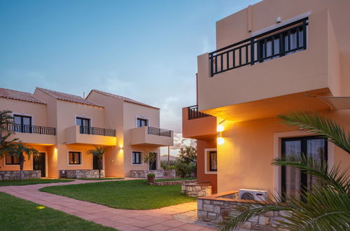 Photo 29 - Dia Apts