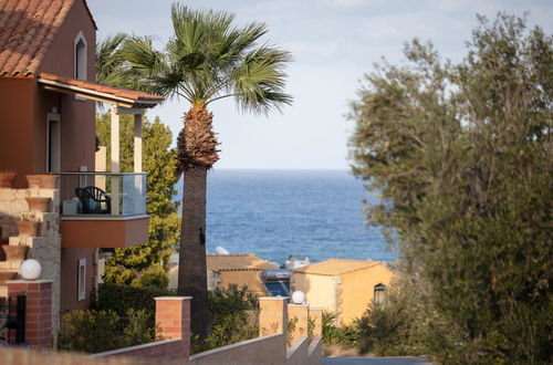 Photo 8 - Dia Apts