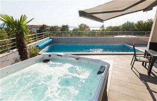 Foto 1 - Casa de 2 quartos em Crikvenica com piscina e vistas do mar