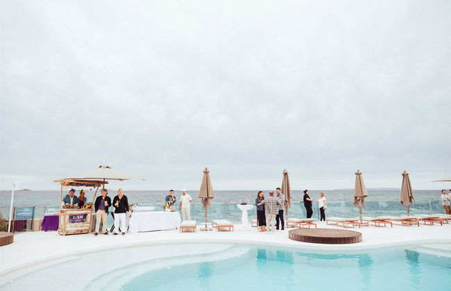 AMA Ibiza Beachfront Suites - Foto 1
