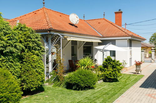 Foto 18 - Casa con 2 camere da letto a Balatonlelle con giardino e terrazza