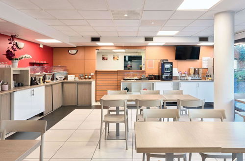 Photo 12 - Comfort Aparthotel Versailles, St Cyr L'Ecole