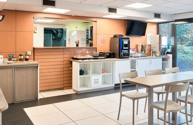 Comfort Aparthotel Versailles Saint-Cyr-l'Ecole - Foto 14